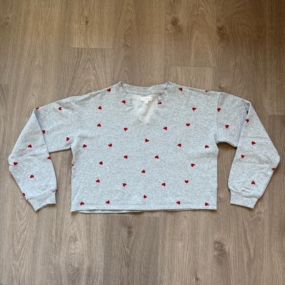 Women’s Heathered Gray Heart Print Fleece Loungewear Jogger Sweatshirt